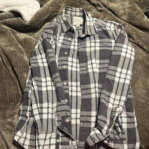 EUC men’s  American eagle button up 😊